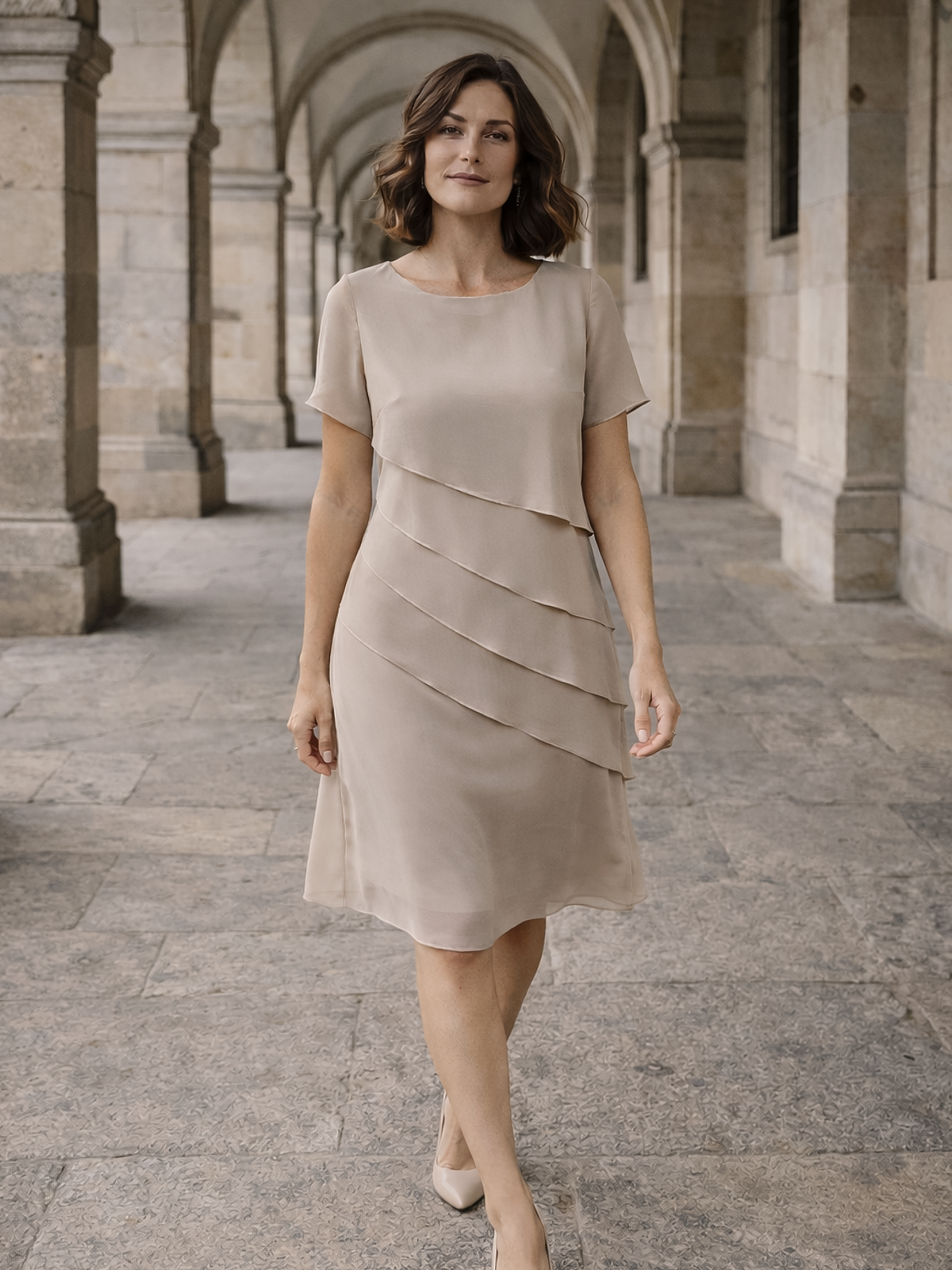 Cocktailkleid mit Volantstufen