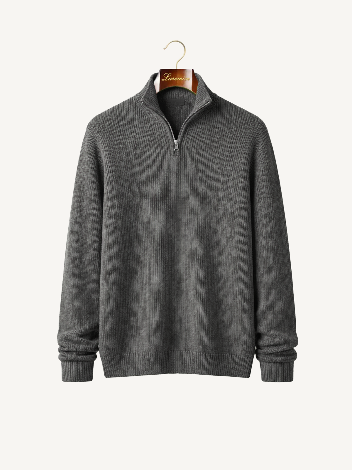 Knitted sweater with zipper collar