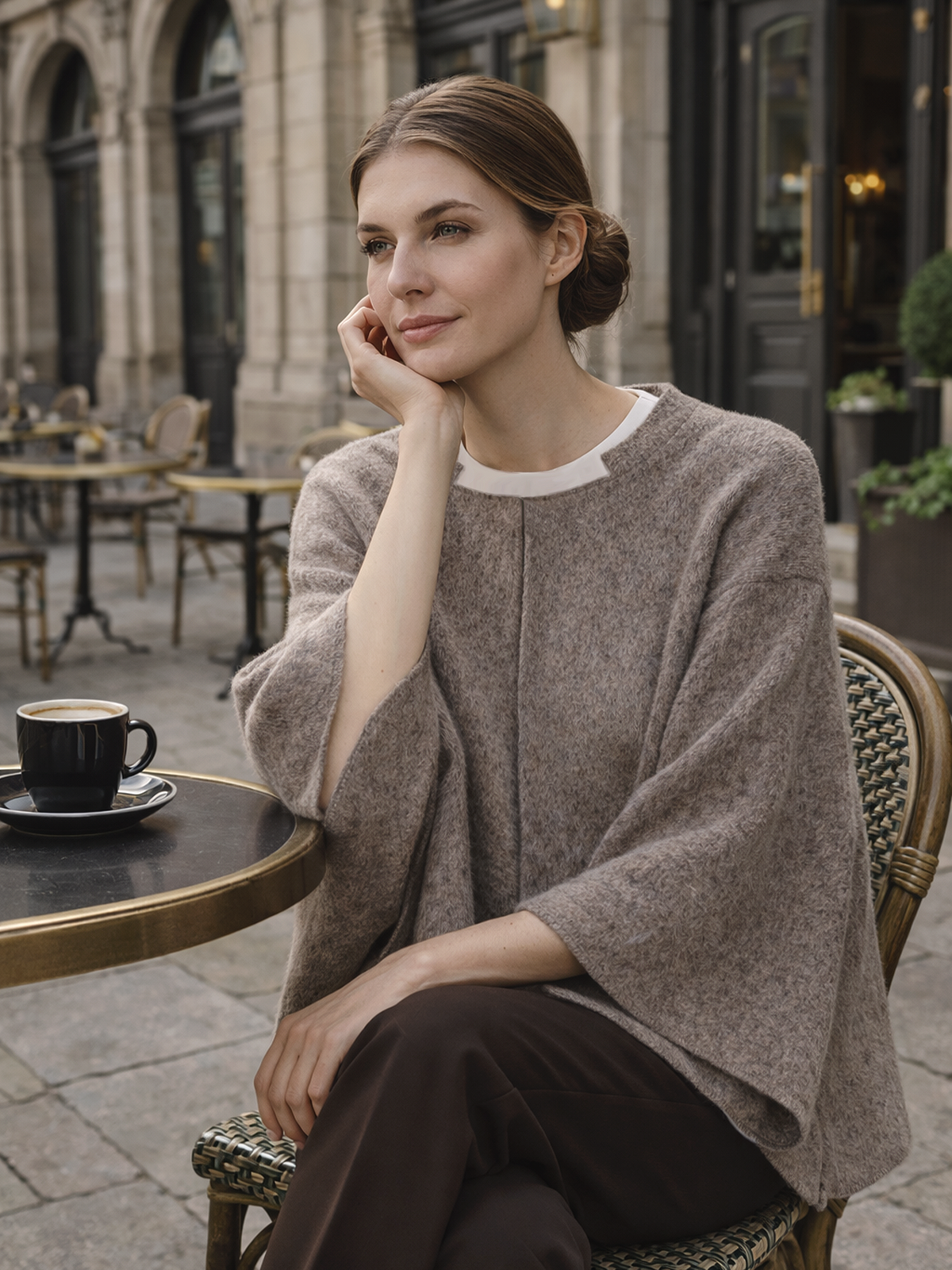 Neutral fallendes Oberteil