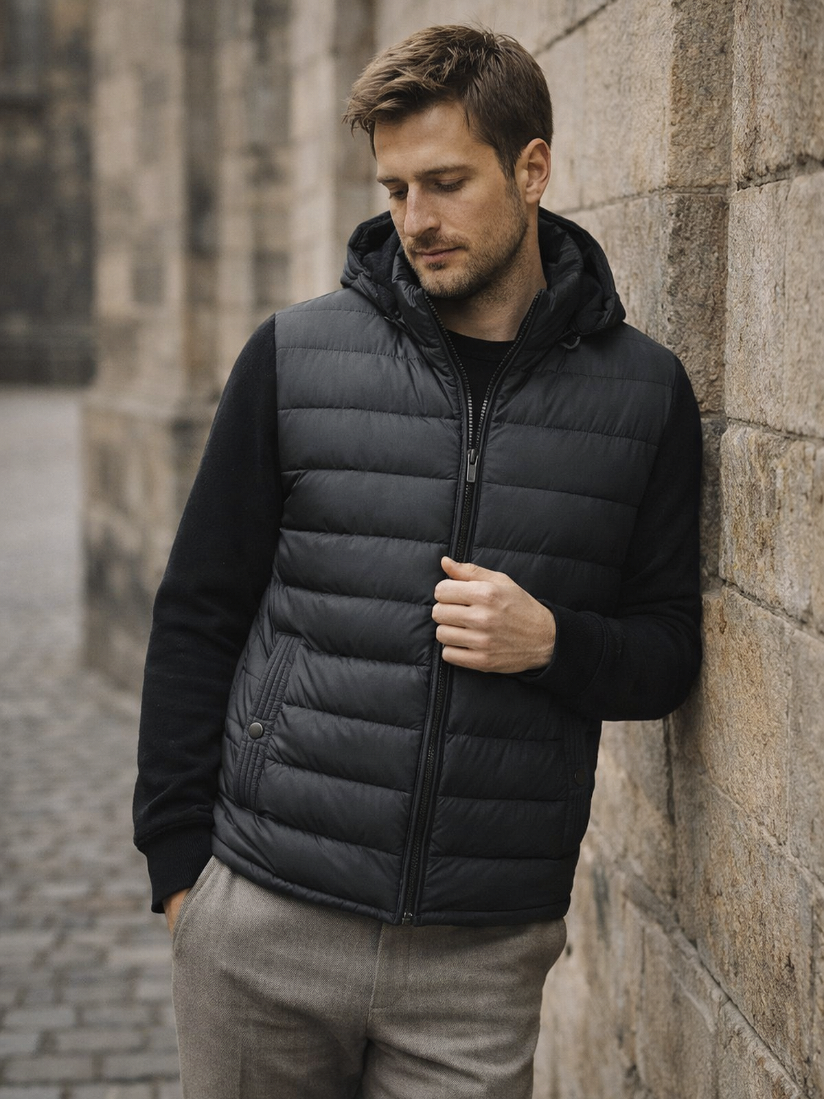 Klassische Hybridjacke