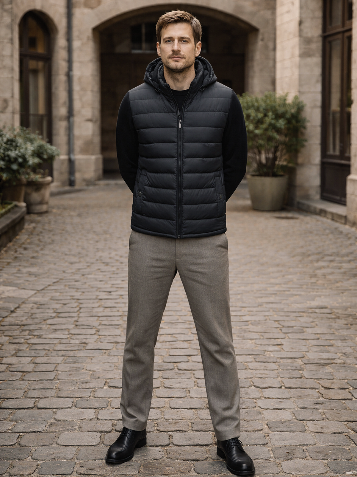 Klassische Hybridjacke