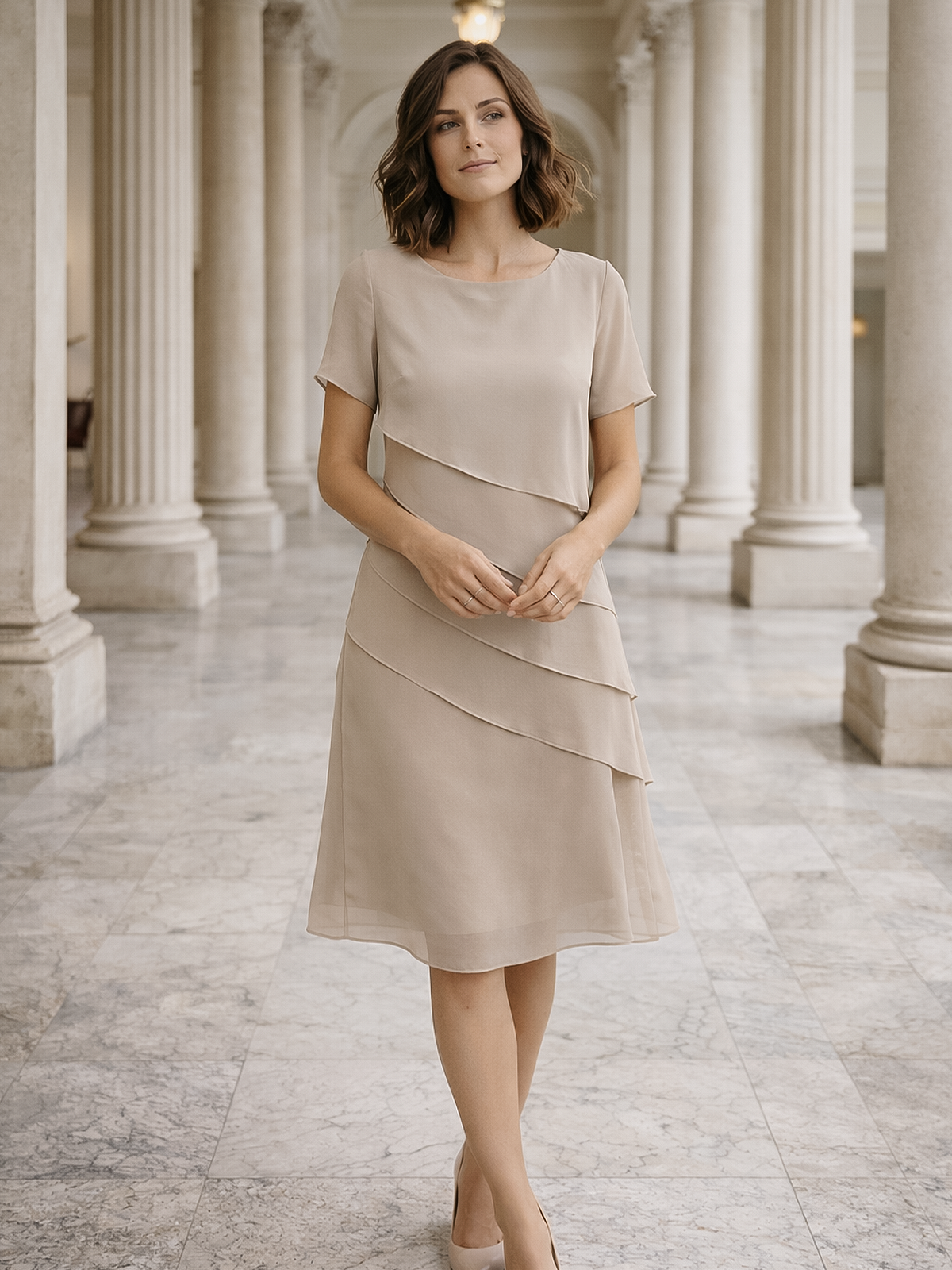 Cocktailkleid mit Volantstufen