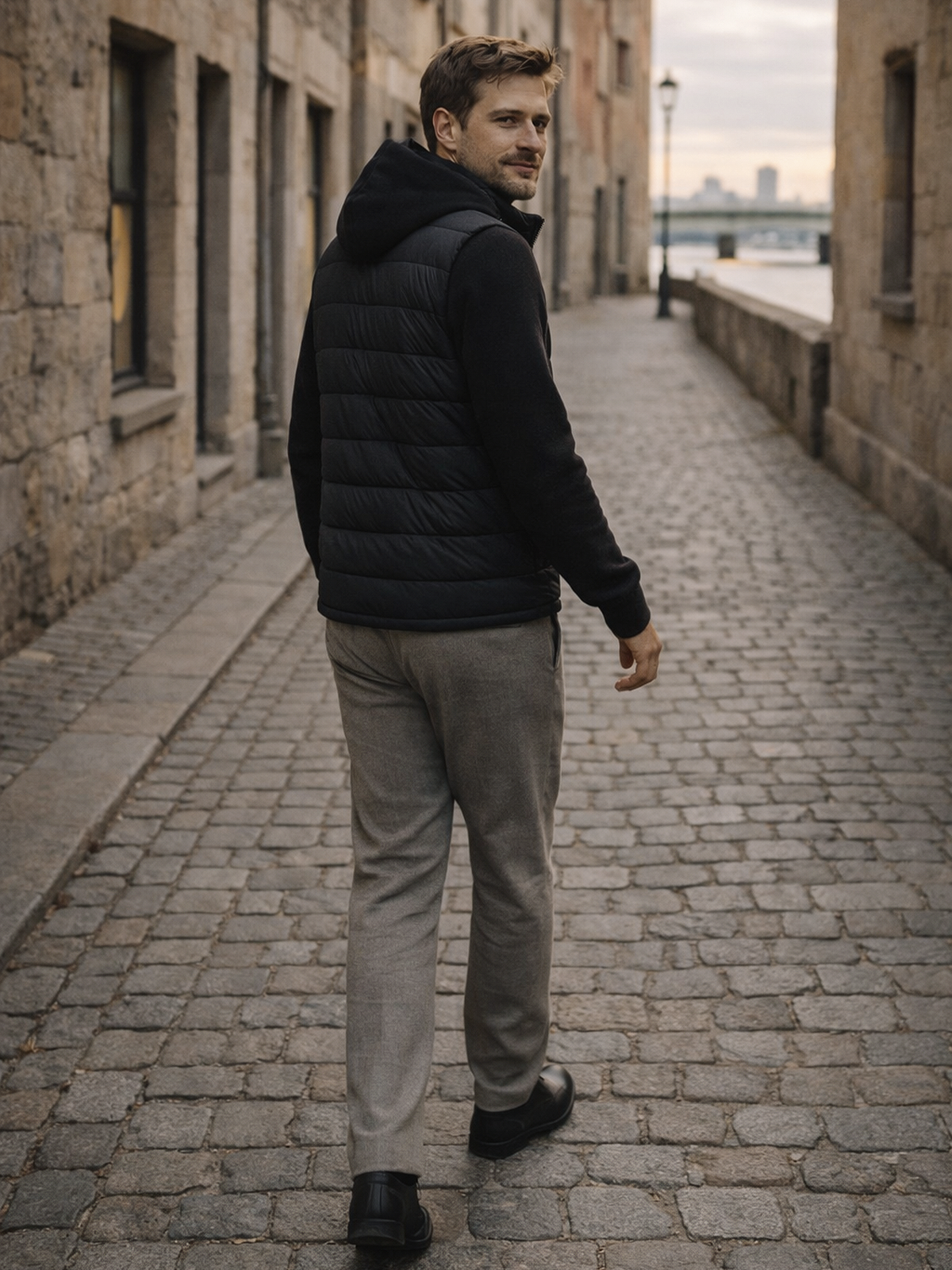 Klassische Hybridjacke